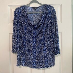 Ellen Tracy Blue and White Patterned Blouse